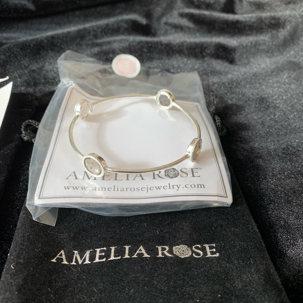 Never Used-Amelia Rose-silver bangle - Picture 4 of 4